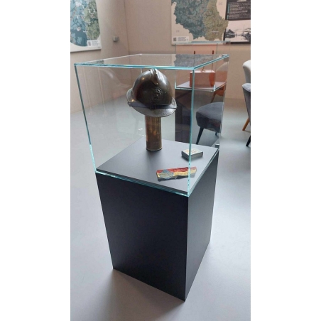 Sokkel met beschermkap en LED - combinatiesokkel