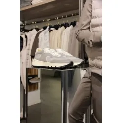 pidestall i speilglass pleksiglass