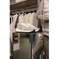 pidestall i speilglass pleksiglass