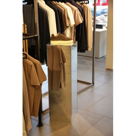 pidestall i speilglass pleksiglass