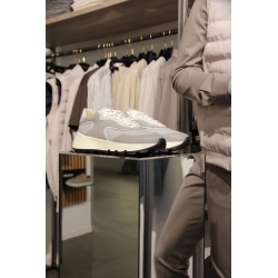 pidestall i speilglass pleksiglass