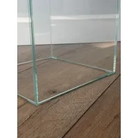 Glazen sokkels | zuilen van glas | ook te gebruiken als glazen stolp